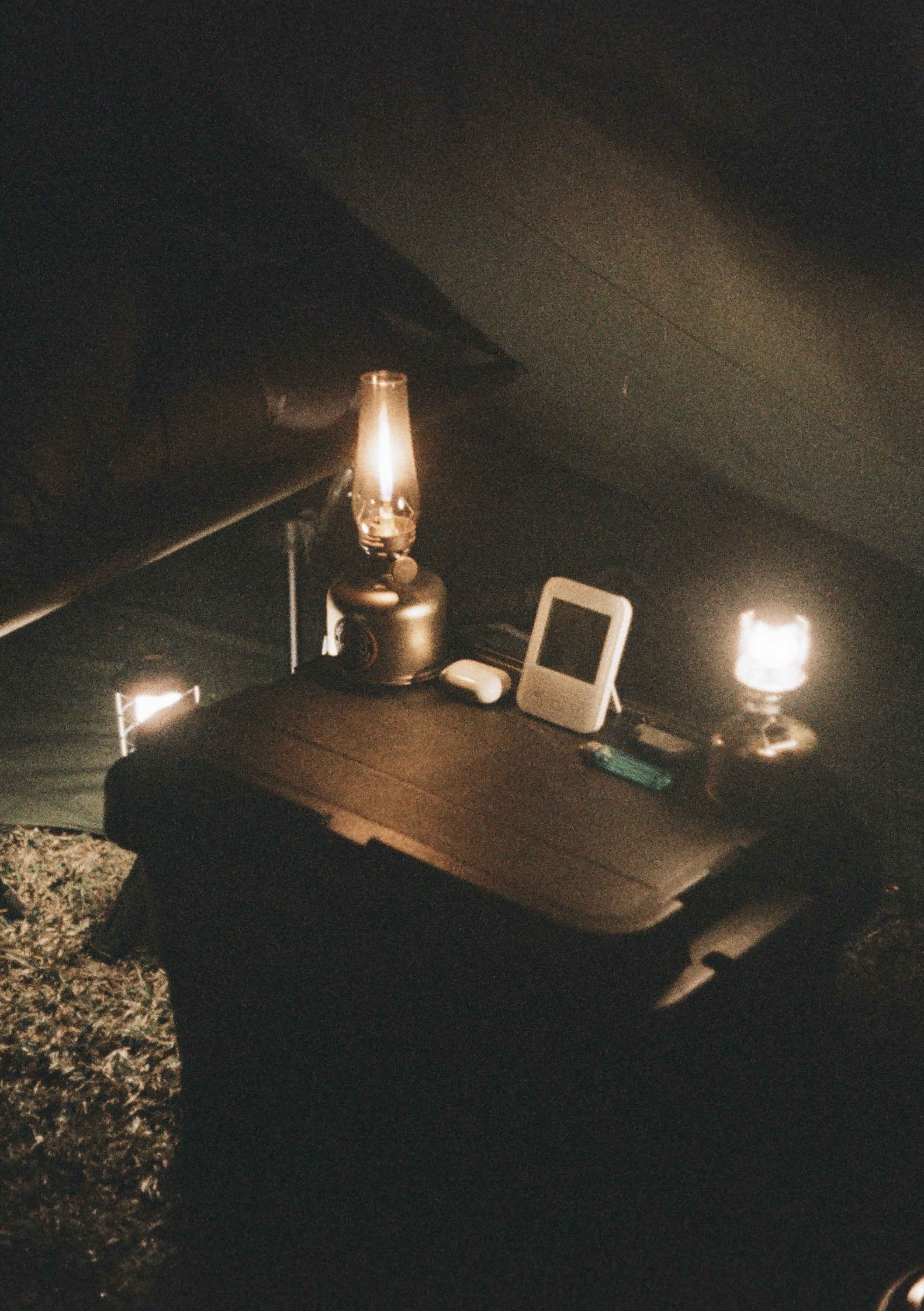 EP160 一個人的夜晚露營｜Olympus Pen-FT + ORWO NC500 彩色底片實拍