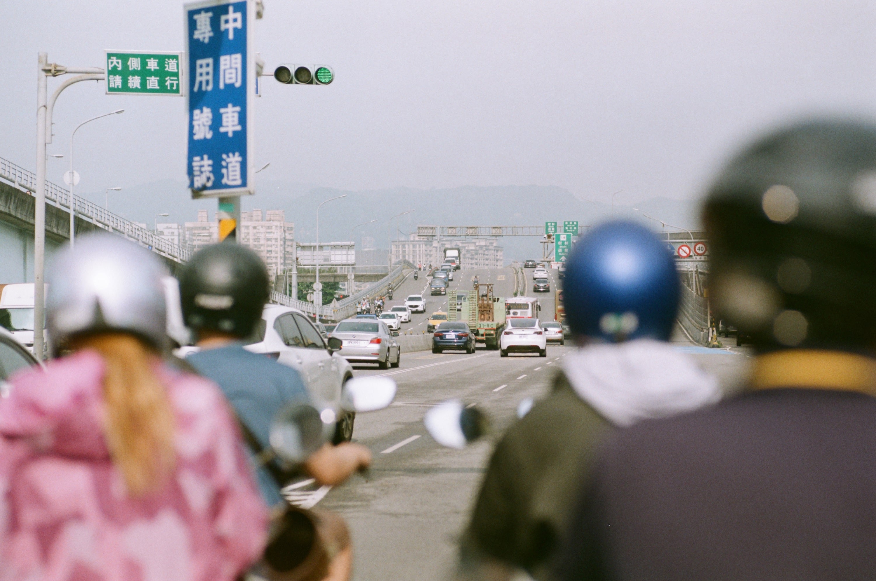 EP178 把底片當食物｜Olympus OM-4 + 日版 Fujifilm Superia X-Tra 400 彩色過期底片實拍