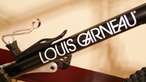 去新莊RST看Louis Garneau